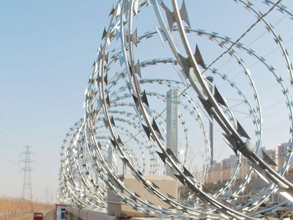 安徽高鐵刺絲滾籠圖片2 安徽高鐵刺絲滾籠圖片2