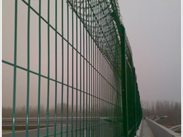 寧夏機場防護欄圖片4 寧夏機場防護欄圖片4