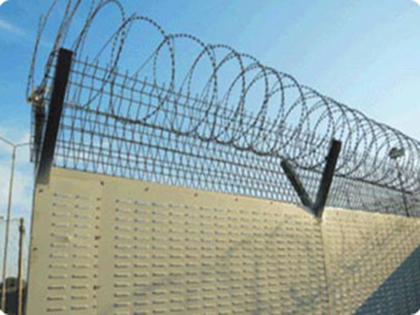 濟南監(jiān)獄防護欄圖片2 濟南監(jiān)獄防護欄圖片2