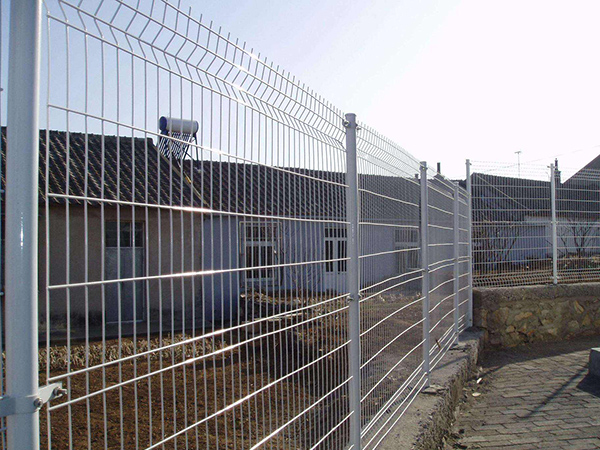 防護(hù)圍欄圖片3 防護(hù)圍欄圖片3
