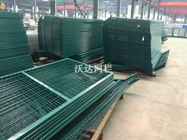 滬昆鐵路貴州段防護柵欄護欄網項目圖片5 滬昆鐵路貴州段防護柵欄護欄網項目圖片5