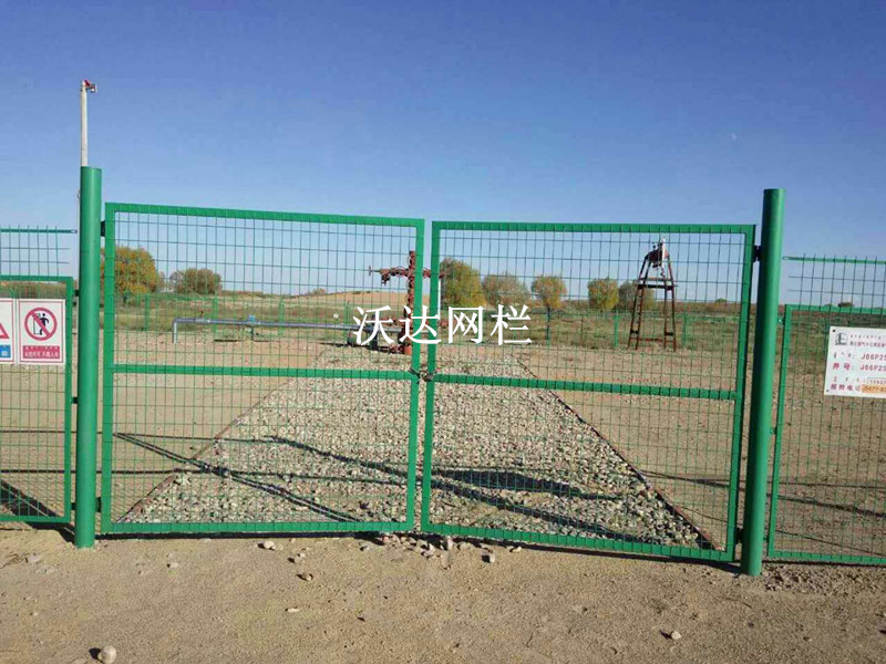 赤峰內蒙古烏拉特中旗油井護欄網工程圖片2 赤峰內蒙古烏拉特中旗油井護欄網工程圖片2