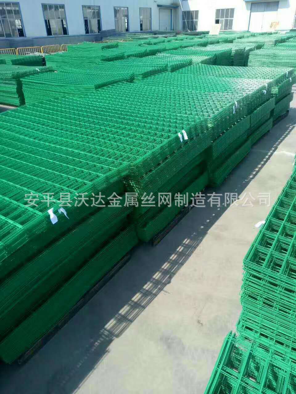 浸塑隔離網圖片1 浸塑隔離網圖片1