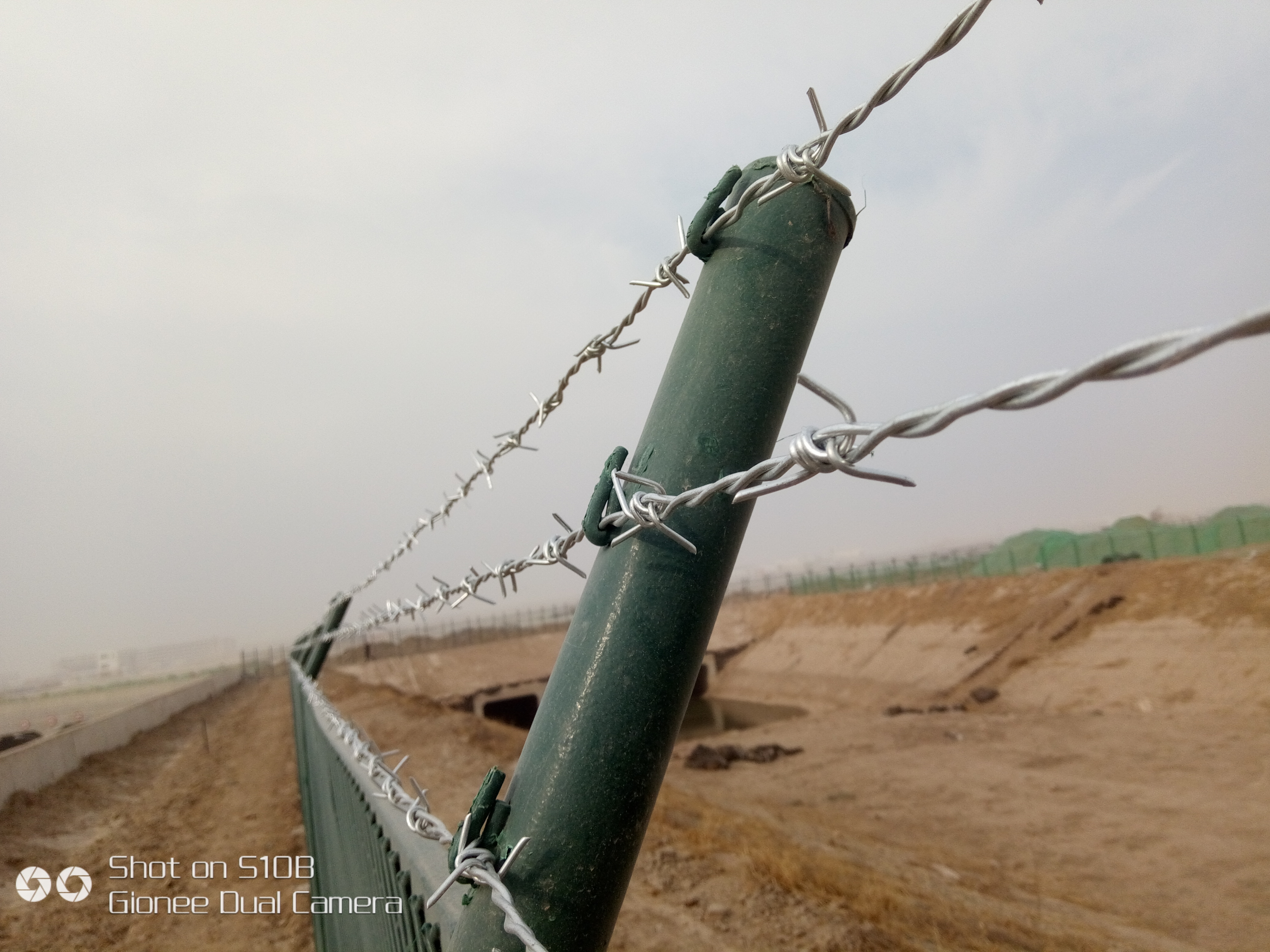 昆明刺繩護(hù)欄網(wǎng)圖片3 昆明刺繩護(hù)欄網(wǎng)圖片3