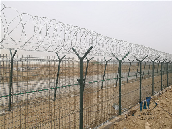 北京大興機(jī)場(chǎng)飛行區(qū)圍界鐵絲網(wǎng)圖片6