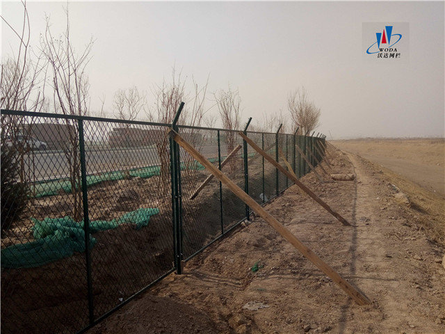 安徽北京大興機場附近河道護欄網案例圖片7 安徽北京大興機場附近河道護欄網案例圖片7