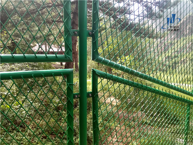 昆明金河口旅游風(fēng)景區(qū)圍欄工程圖片4 昆明金河口旅游風(fēng)景區(qū)圍欄工程圖片4