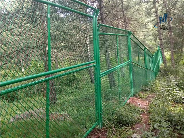 昆明金河口旅游風(fēng)景區(qū)圍欄工程圖片6 昆明金河口旅游風(fēng)景區(qū)圍欄工程圖片6