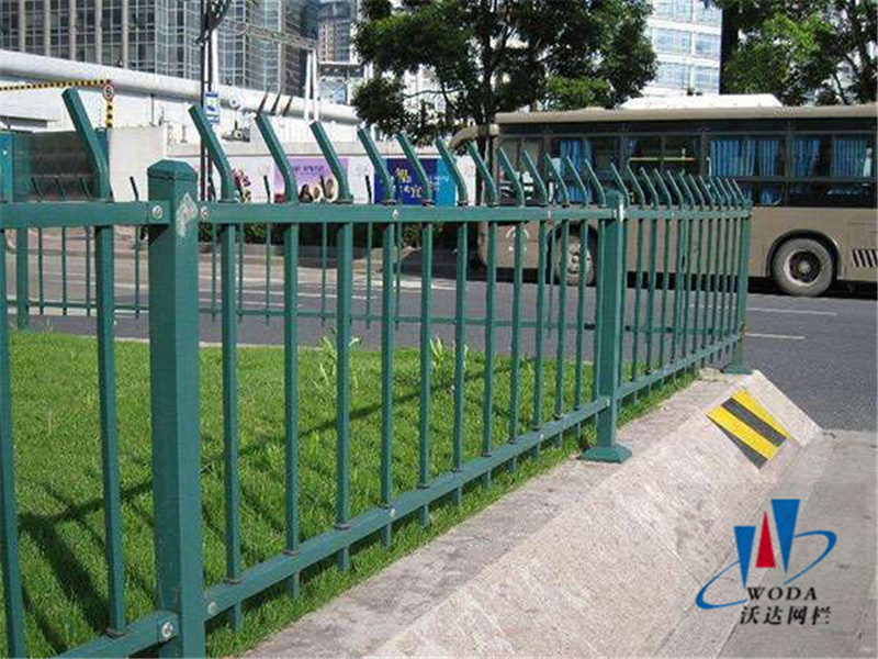 蚌埠公路護(hù)欄網(wǎng)圖片3 蚌埠公路護(hù)欄網(wǎng)圖片3