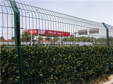 C型柱隔離柵圖片3 C型柱隔離柵圖片3